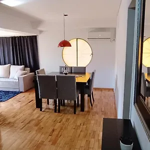 Apartamento Departamento En Peatonal, Centro De Mendoza!!, Mendoza