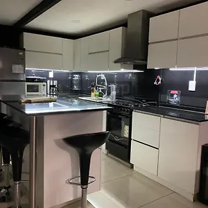 Apartamento Casa Moderna En Zona Centrica, Mendoza